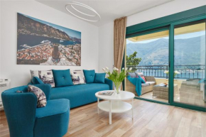 Iva's Sea View Balcony